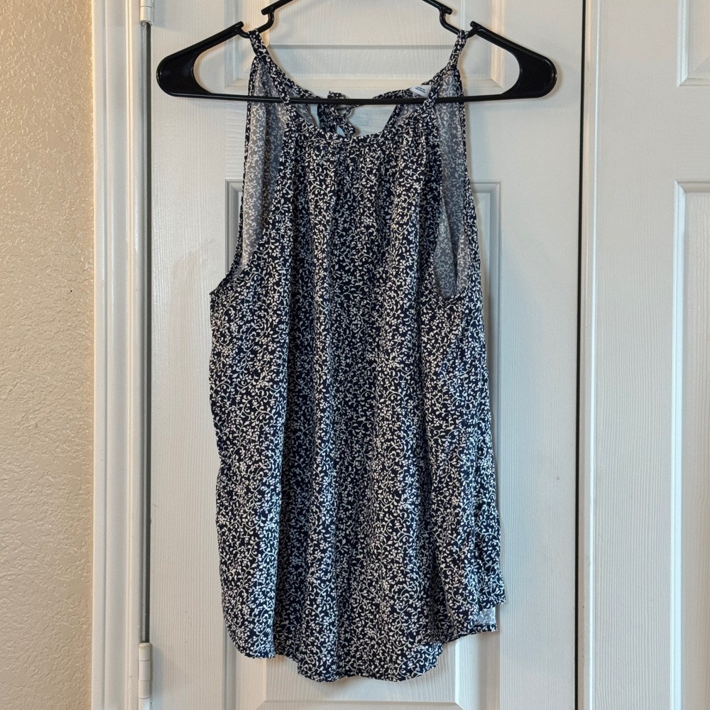 Navy Halter Tank Top with‎ White Flowers Lightweight Womens Size Large- Old Navy